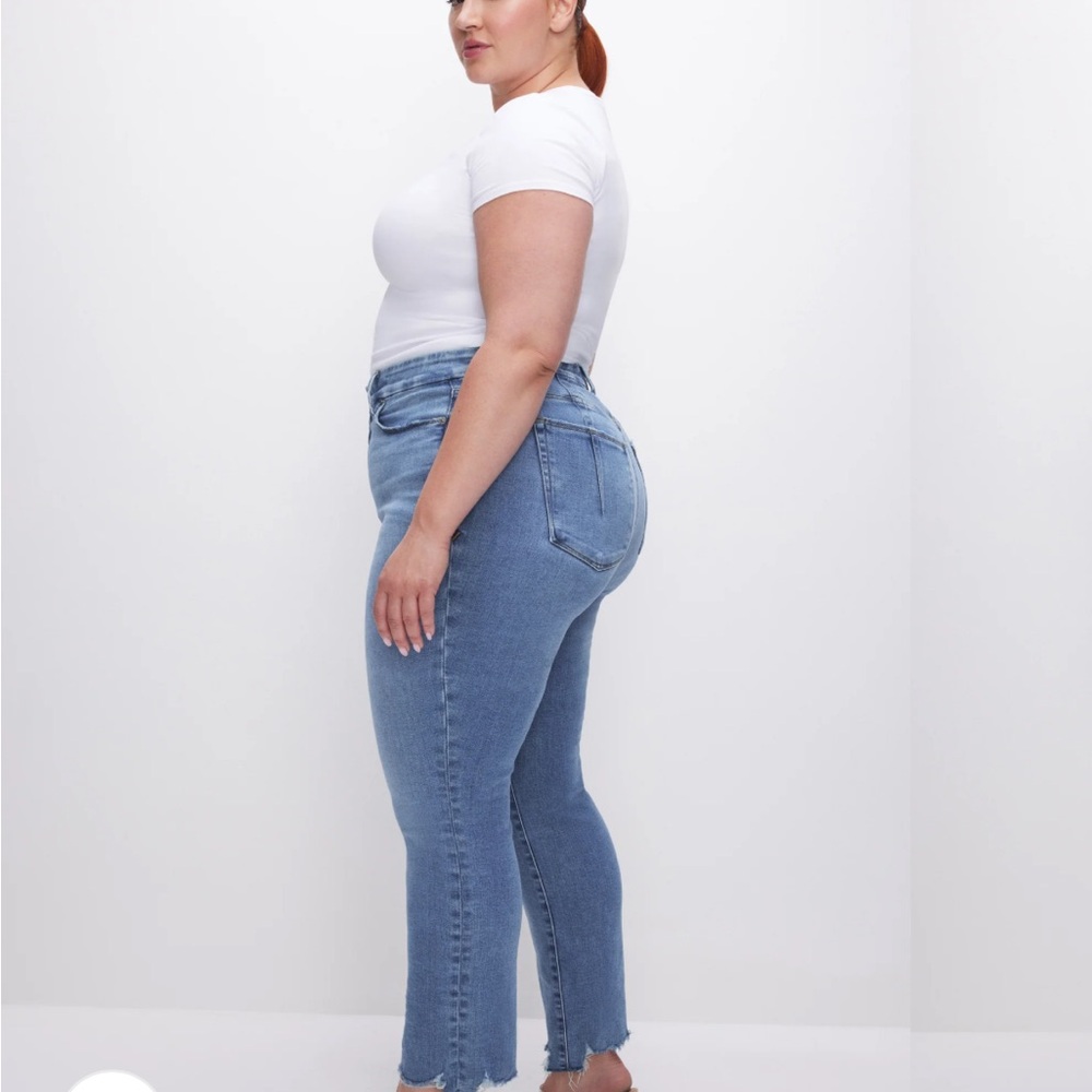 Good American Straight Raw Hem